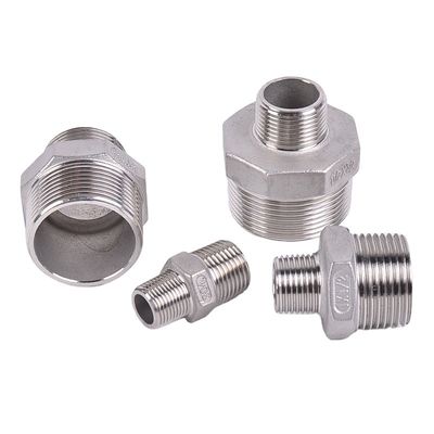Mannelijke zeshoekige borstelstukken van zilver Sanitair roestvrij staal 201 304 316 Draadpijp